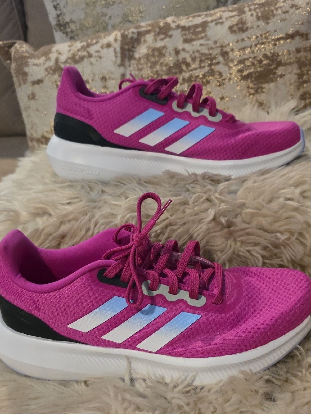 8.5 Women's. Adidas Runfalcon 3.0 in the Lucid Fuchsia and Blue Dawn colorway.